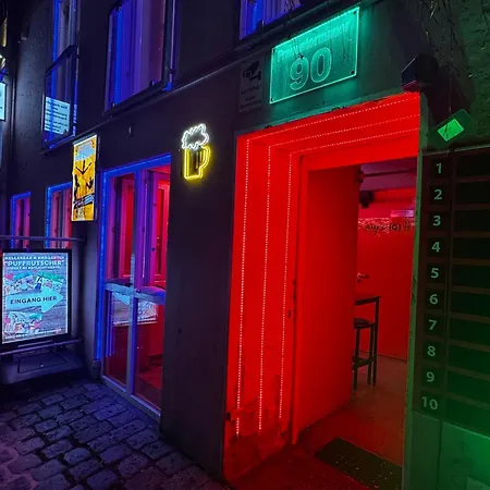 Motel para Casais Femina - Direkt Im Rotlichtviertel *