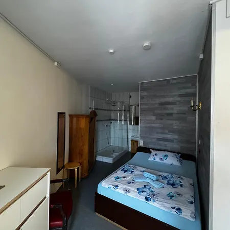 Motel para Casais Femina - Direkt Im Rotlichtviertel Nuremberga